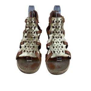 OTBT Bonitas Metallic Gladiator Sandals Brown Gold Leather Tassel Back Zip 7.5
